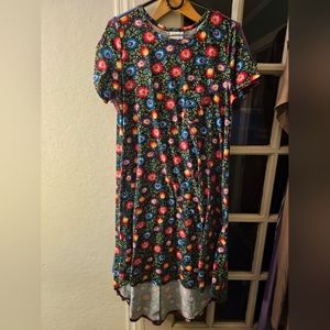 Lularoe Carly Dress Flowers size small multicolor